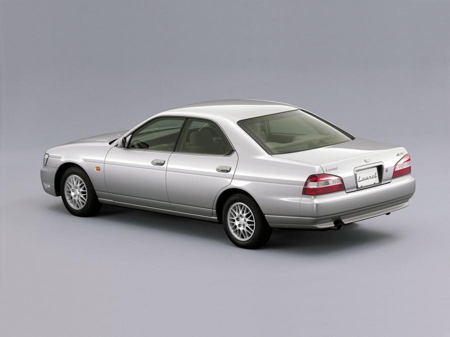  Nissan Laurel 1999 года  (фото 6 из 8)